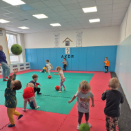 Veselé sportovky pro děti ze školky - 2. třída - 11. 11. 2025