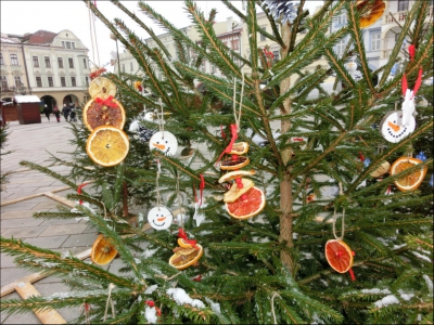 Fotogalerie Zdobení stromečku na Masarykově náměstí, foto č. 18