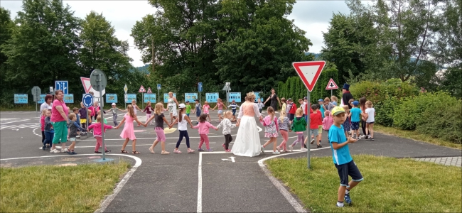 Fotogalerie Rozloučení s předškoláky a se školkou, foto č. 3