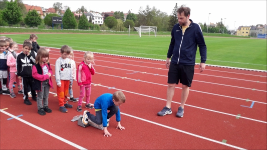 Fotogalerie Sportovky na letním stadionu, foto č. 47