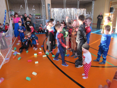 Fotogalerie Dětský maškarní karneval, foto č. 17