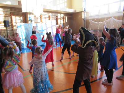 Fotogalerie Dětský maškarní karneval, foto č. 40