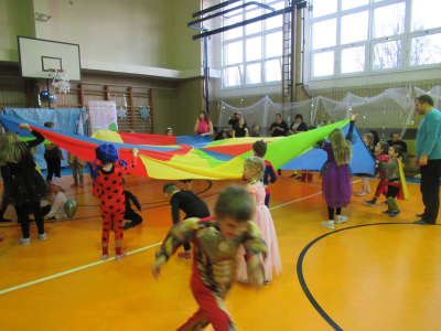 Fotogalerie Dětský maškarní karneval, foto č. 63