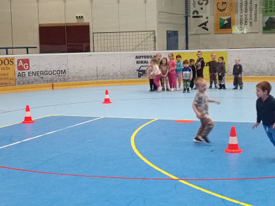 Fotogalerie Veselé sportovky pro děti ze školky - 1. a 2. třída, foto č. 9