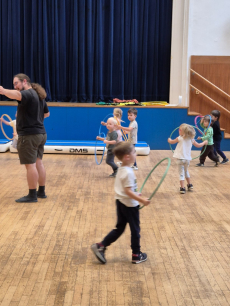 Fotogalerie Veselé sportovky pro děti ze školky - 2. třída , foto č. 14