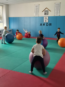 Fotogalerie Veselé sportovky pro děti ze školky - 2. třída - 21.10.2025, foto č. 8