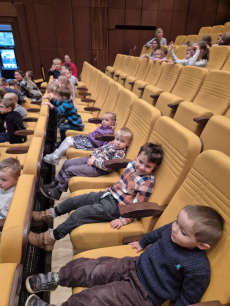 Fotogalerie Příhody včelích medvídků - 2. třída, foto č. 2