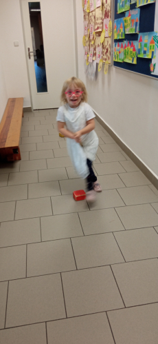 Fotogalerie Halloween - 2. třída, foto č. 6