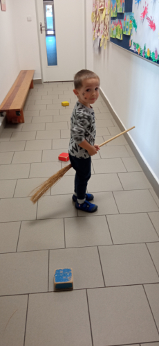 Fotogalerie Halloween - 2. třída, foto č. 13