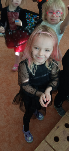 Fotogalerie Halloween - 2. třída, foto č. 3