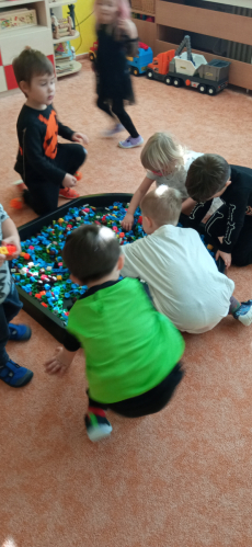 Fotogalerie Halloween - 2. třída, foto č. 2