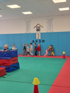 Fotogalerie Veselé sportovky pro děti ze školky - 2. třída - 11.11.2025, foto č. 2