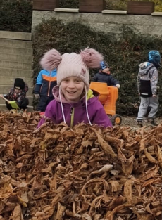 Fotogalerie Svatý Martin v 1. a 3. třídě, foto č. 30