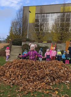 Fotogalerie Svatý Martin v 1. a 3. třídě, foto č. 36