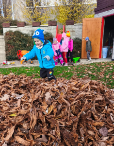 Fotogalerie Svatý Martin v 1. a 3. třídě, foto č. 43