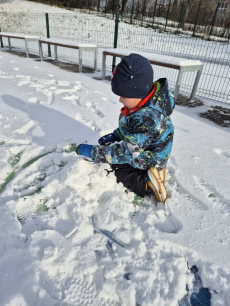 Fotogalerie První sníh ve 2. třídě, foto č. 11