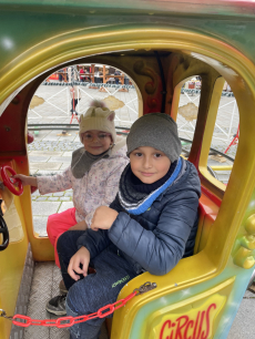 Fotogalerie Adventní čas - 4. třída, foto č. 3