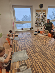 Fotogalerie Návštěva kroužku keramiky - 2. třída, foto č. 13