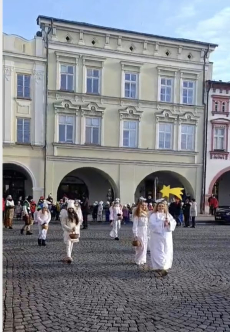 Fotogalerie Tří králové na Masarykově náměstí - 3. třída, foto č. 5
