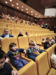 Fotogalerie Návštěva Beskydského divadla - 1. třída, foto č. 4