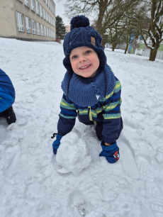 Fotogalerie Zima a sníh je tady - 2. třída, foto č. 12