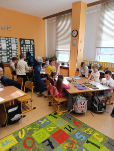 Fotogalerie Návštěva 1. třídy ZŠ - 3. třída, foto č. 4