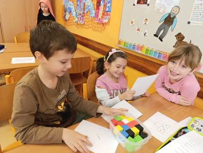 Fotogalerie Návštěva 1. třídy ZŠ - 3. třída, foto č. 13