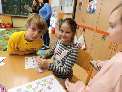 Fotogalerie Návštěva 1. třídy ZŠ - 3. třída, foto č. 22