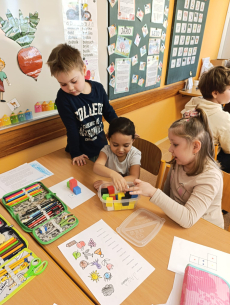 Fotogalerie Návštěva 1. třídy ZŠ - 3. třída, foto č. 25