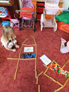 Fotogalerie Stopy ve sněhu - 3. třída, foto č. 12