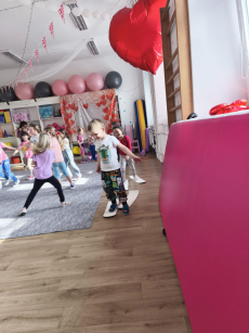 Fotogalerie Zumba 3. třída, foto č. 14