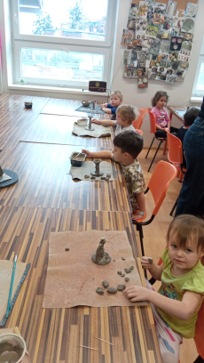 Fotogalerie Keramika ve Fokusu - 2. třída, foto č. 8