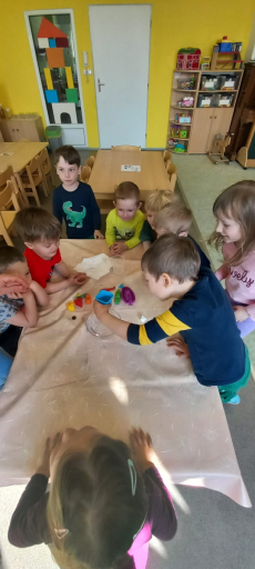 Fotogalerie Jaro v 1. třídě, foto č. 17