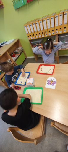 Fotogalerie Jaro v 1. třídě, foto č. 1