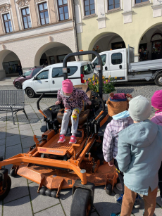 Fotogalerie Den Země - 4. třída, foto č. 16