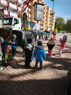Fotogalerie Den Země - 1. třída, foto č. 29