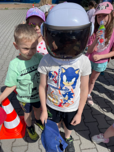 Fotogalerie Cesta do vesmíru v 4. třídy naší MŠ, foto č. 17