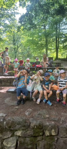 Fotogalerie Výlet na Skalky - 1. třída, foto č. 1