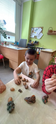 Fotogalerie Život na louce - 1. třída, foto č. 43