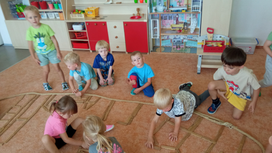 Fotogalerie Září ve školce - 2. třída, foto č. 3
