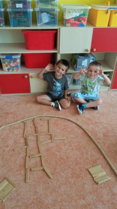 Fotogalerie Září ve školce - 2. třída, foto č. 4