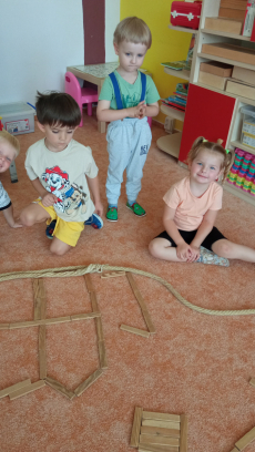 Fotogalerie Září ve školce - 2. třída, foto č. 5