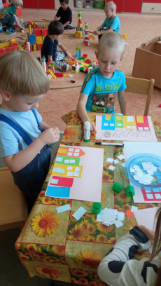 Fotogalerie Září ve školce - 2. třída, foto č. 15