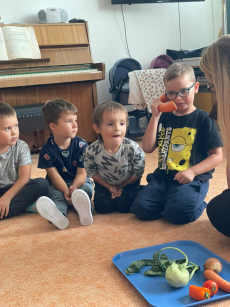 Fotogalerie Ovoce a zelenina v naší mateřské škole  - 3. třída, foto č. 16
