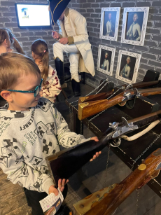 Fotogalerie Za dobrodružstvím do Laudonova domu - 3. třída, foto č. 6